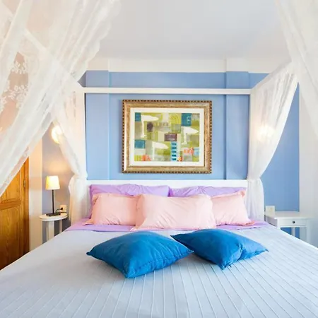 Апартаменти Sea & Pool View In *