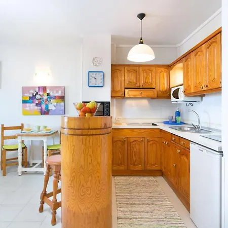 Sea & Pool View In 아파트 아데제