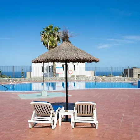 Апартаменти Sea & Pool View In *