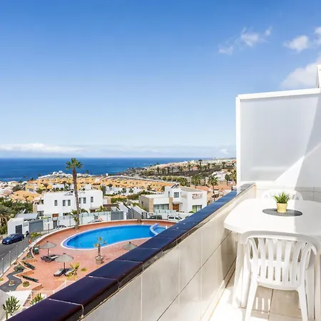 Sea & Pool View In Apartamento *